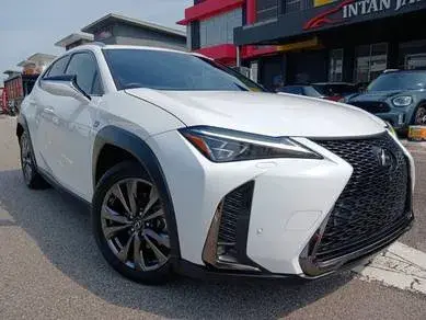 Lexus Ux200