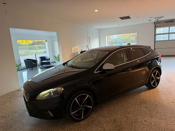 Volvo V40 2013 photo 4