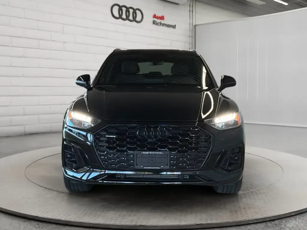 Audi Q5 2024 photo 2