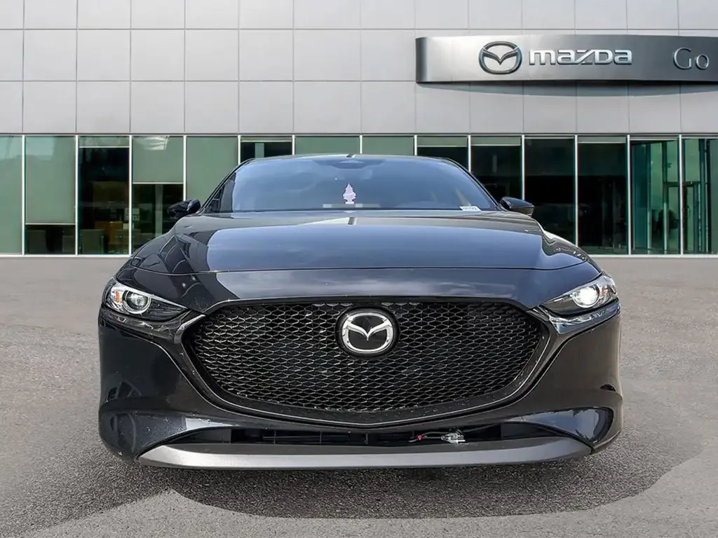Mazda 3 2024 photo 2