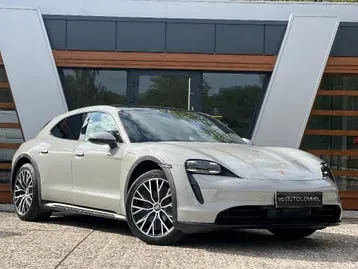 Porsche Taycan Cross Turismo