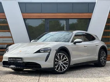 Porsche Taycan Cross Turismo 2023 photo 3