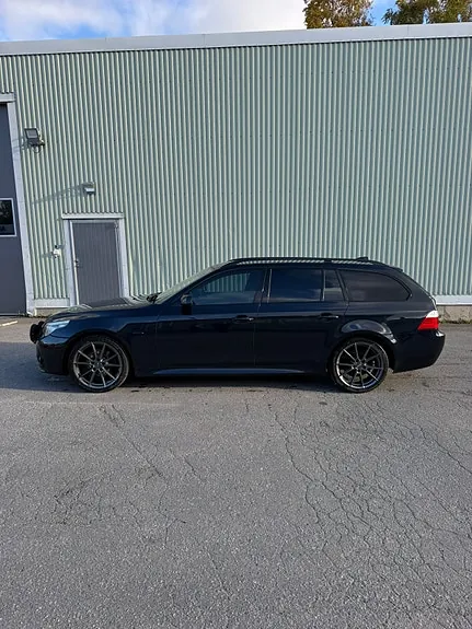 BMW 530D 2009 photo 3