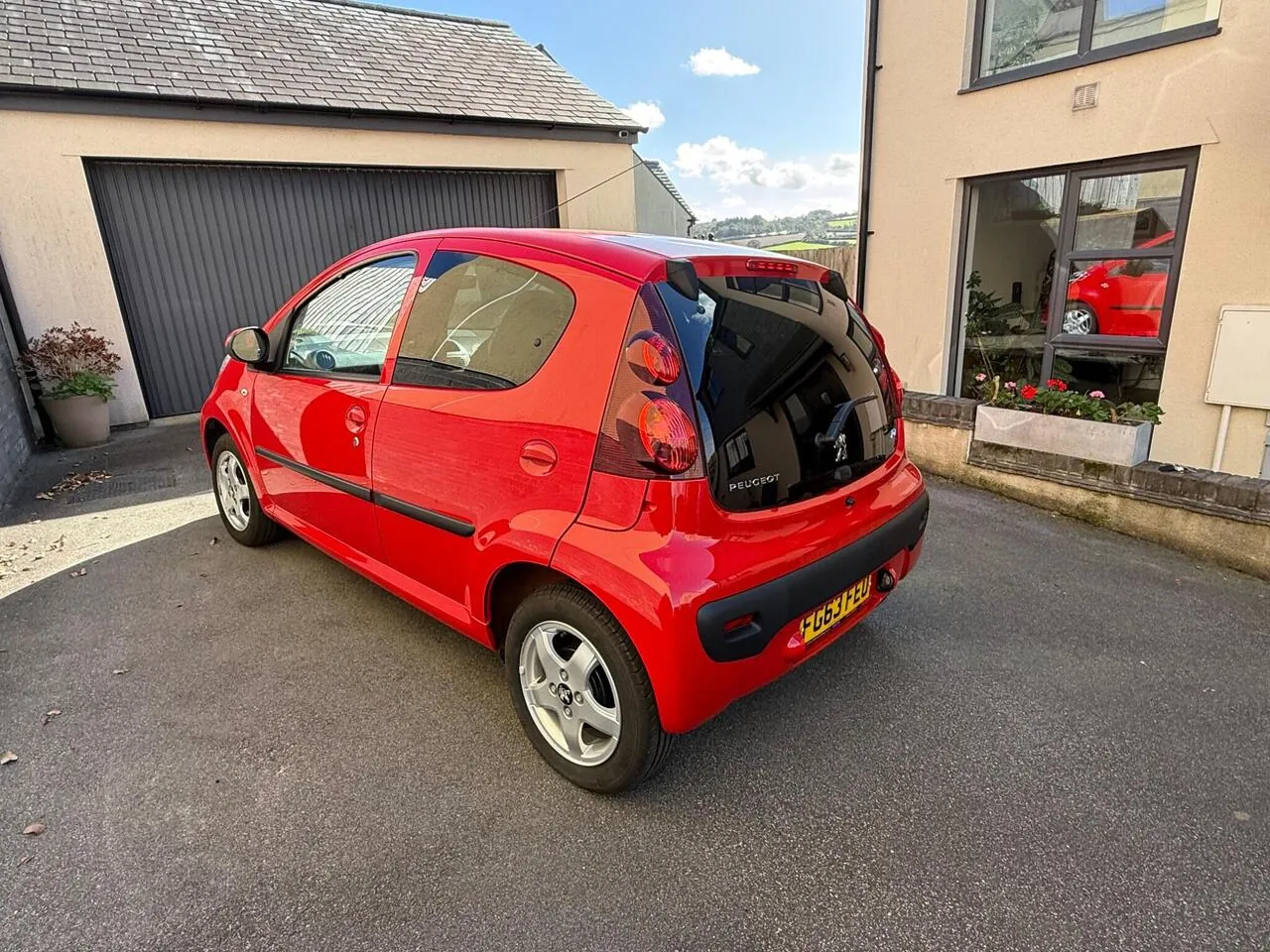 Peugeot 107 2013 photo 3