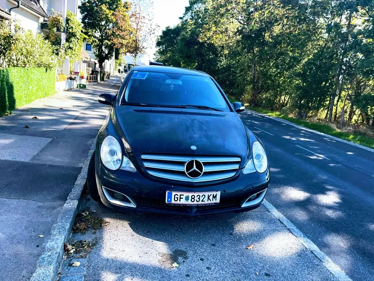 Mercedes-Benz R-Class 2007 photo 2