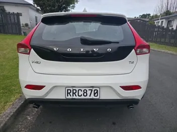 Volvo V40 2015 photo 4