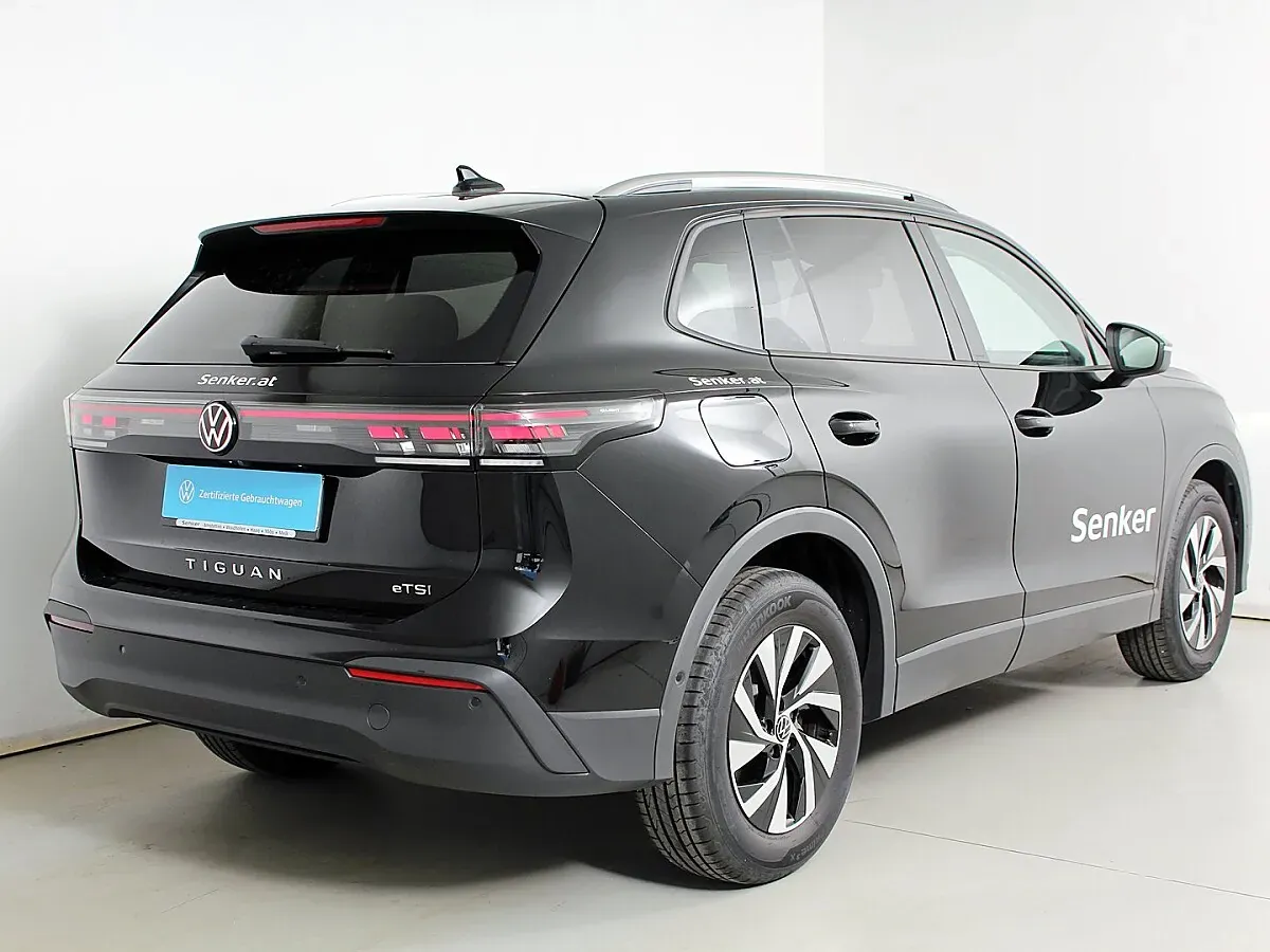 Volkswagen Tiguan 2026 photo 2