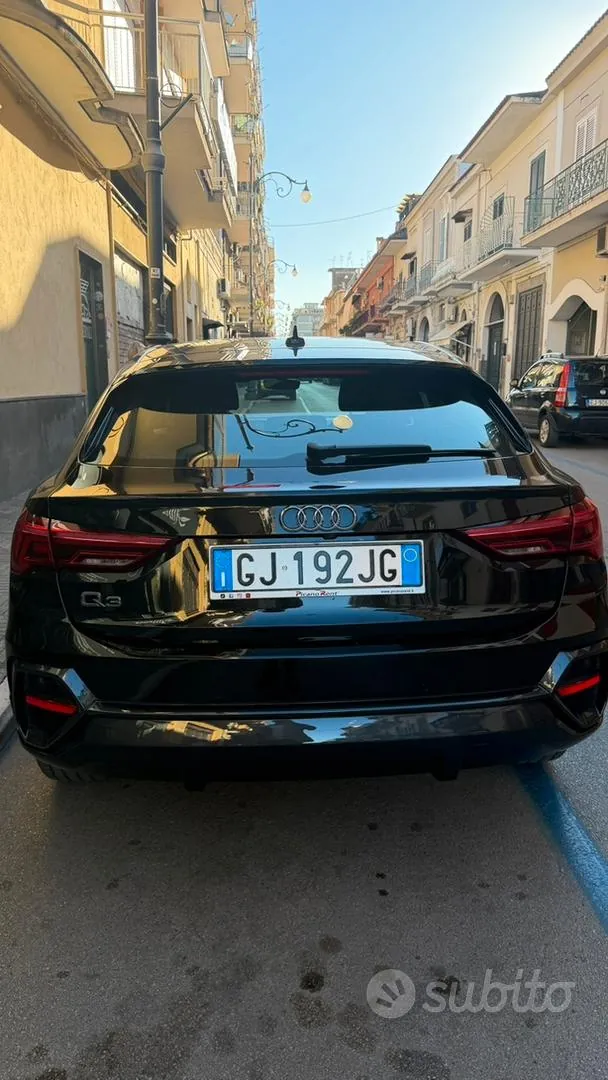 Audi Q3 2022 photo 3