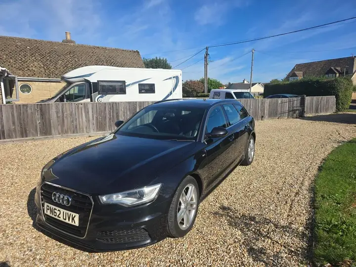Audi A6 Avant 2012 photo 4