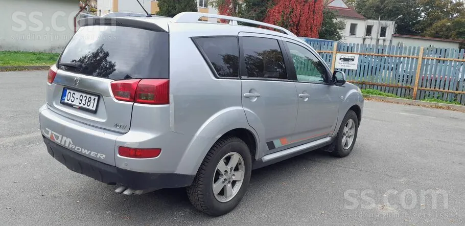 Peugeot 4007 2009 photo 3