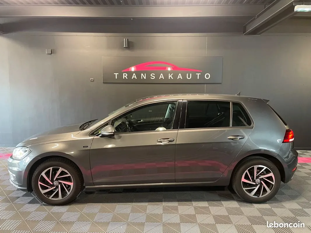 Volkswagen Golf 2019 photo 3