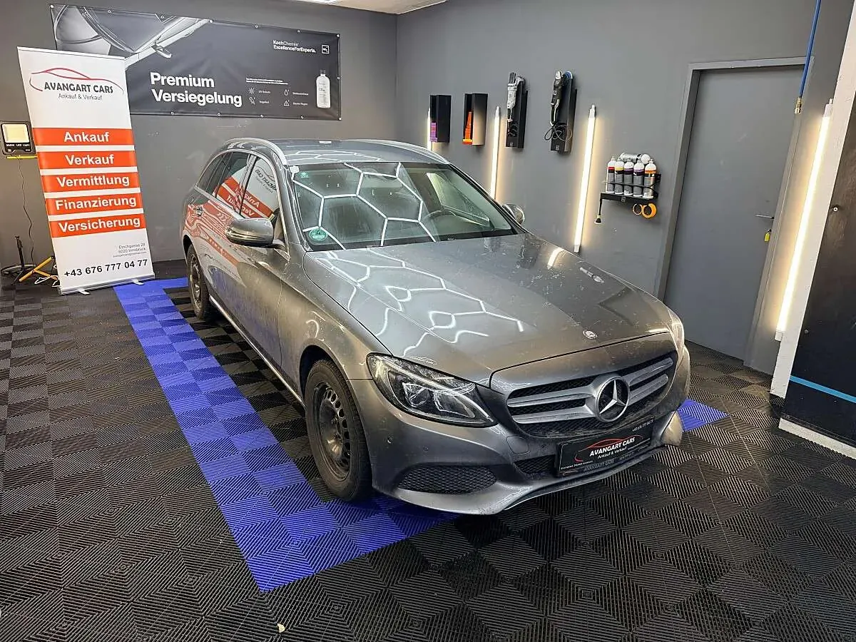 Mercedes-Benz C-Class 2016 photo 3