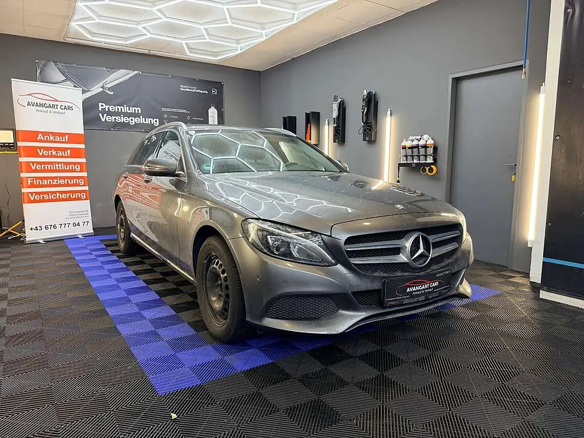 Mercedes-Benz C-Class 2016 photo 2
