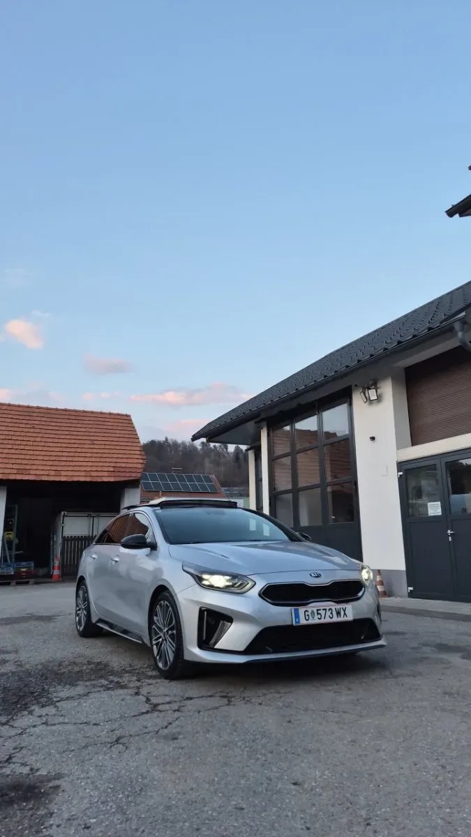 Kia Proceed