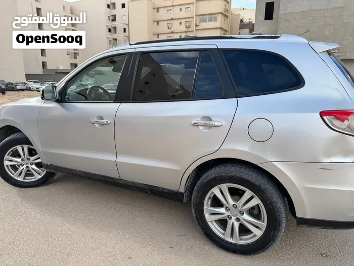 Hyundai Santa Fe 2009 photo 4