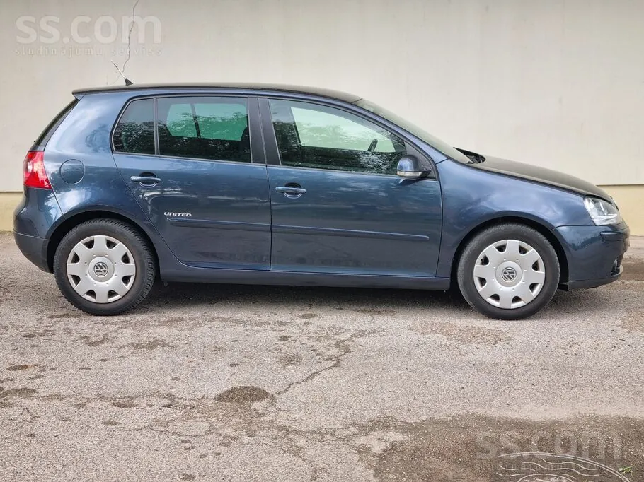 Volkswagen Golf 5 2008 photo 4