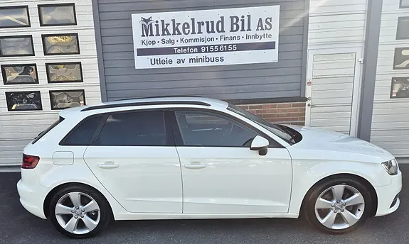 Audi A3 2013 photo 2