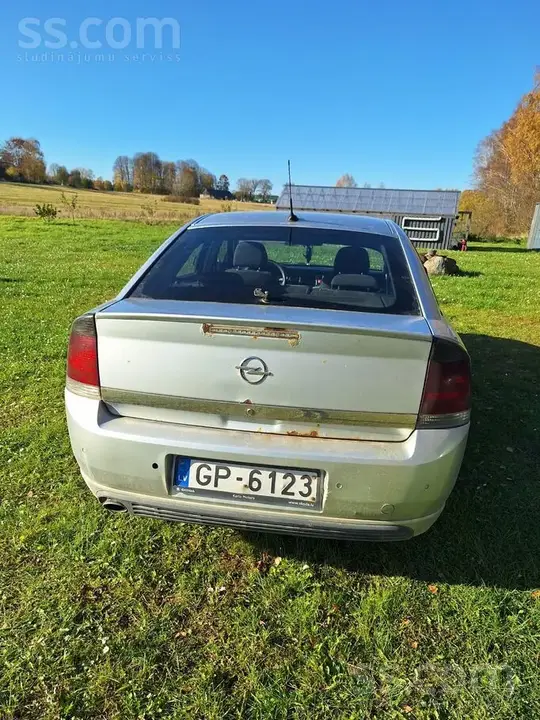 Opel Vectra 2004 photo 3