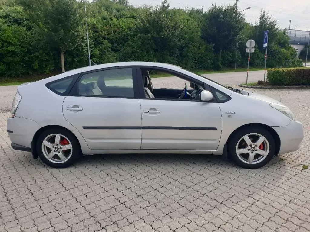 Toyota Prius 2009 photo 3