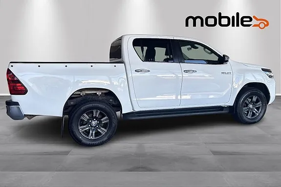 Toyota Hilux 2021 photo 2