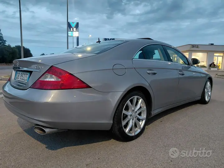 Mercedes-Benz Cls 2006 photo 4