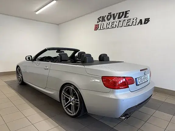 BMW 325I 2010 photo 4