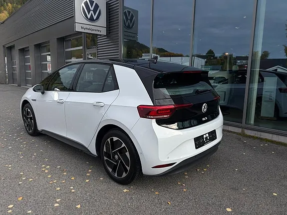 Volkswagen Id.3 2023 photo 4