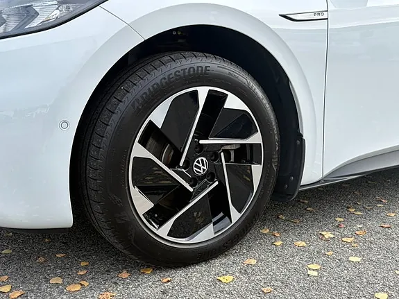 Volkswagen Id.3 2023 photo 3