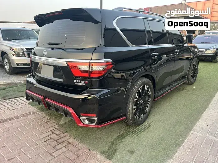 Nissan Patrol 2011 photo 2