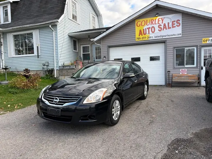 Nissan Altima