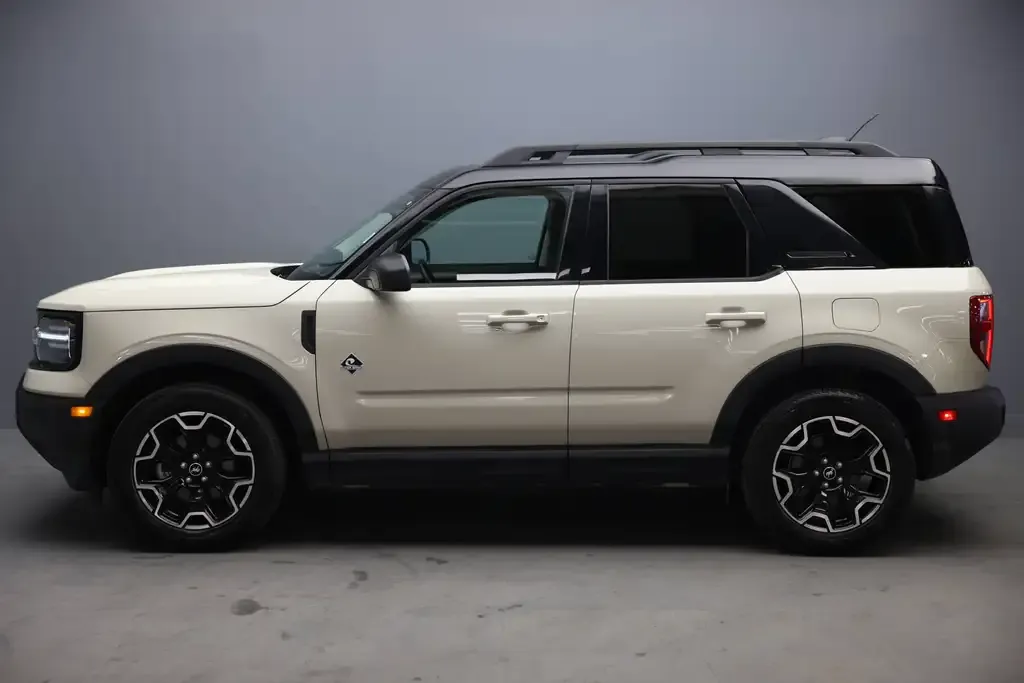 Ford Bronco Sport 2025 photo 2