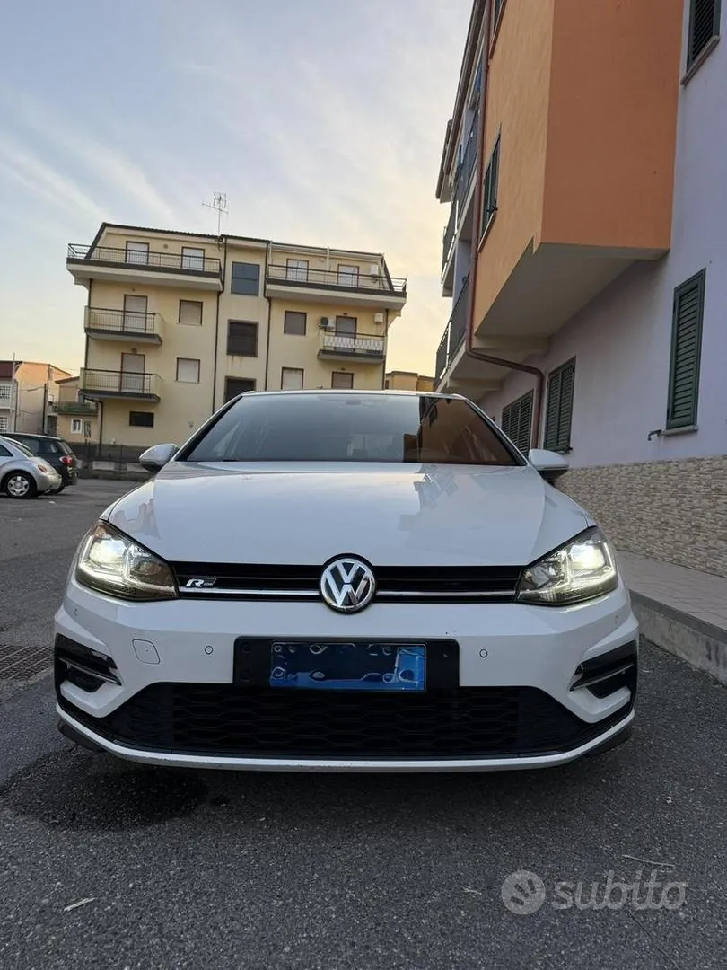 Volkswagen Golf 2019 photo 2