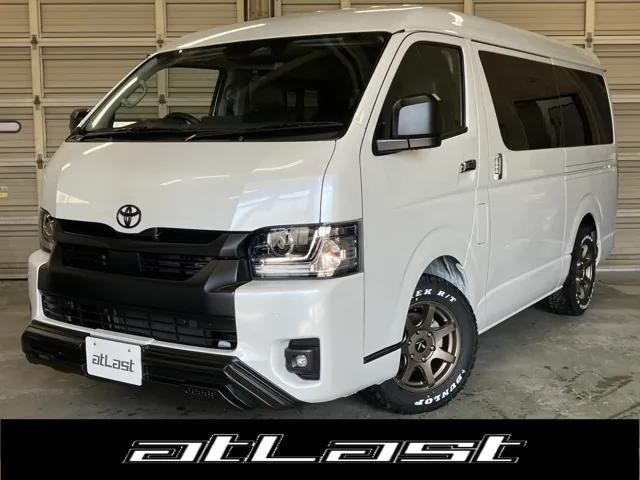 Toyota Hiace 2026 photo 2