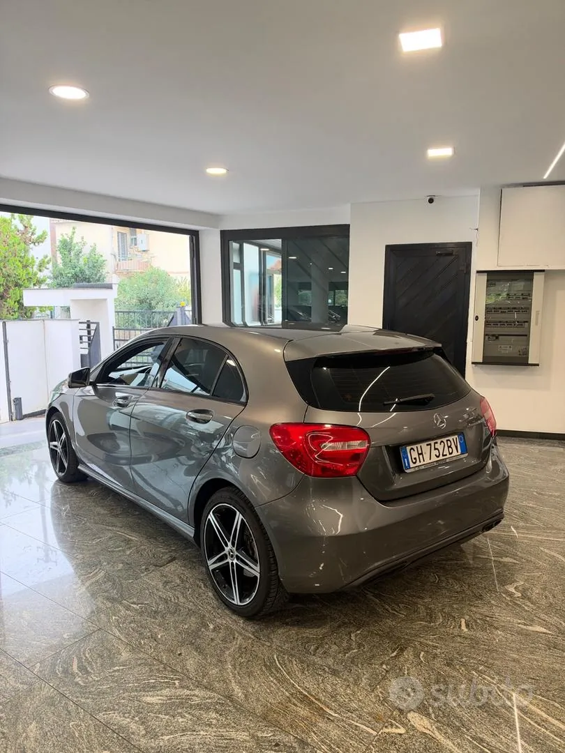 Mercedes-Benz A 180 Cdi Executive 2013 photo 2