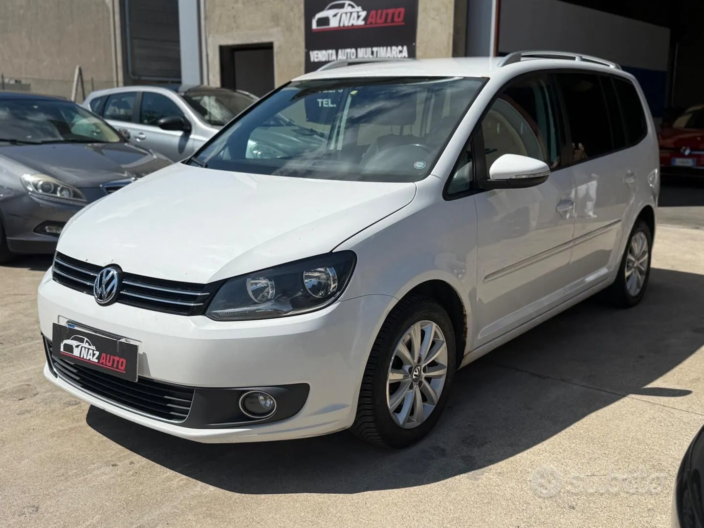 Volkswagen Touran 2012 photo 3