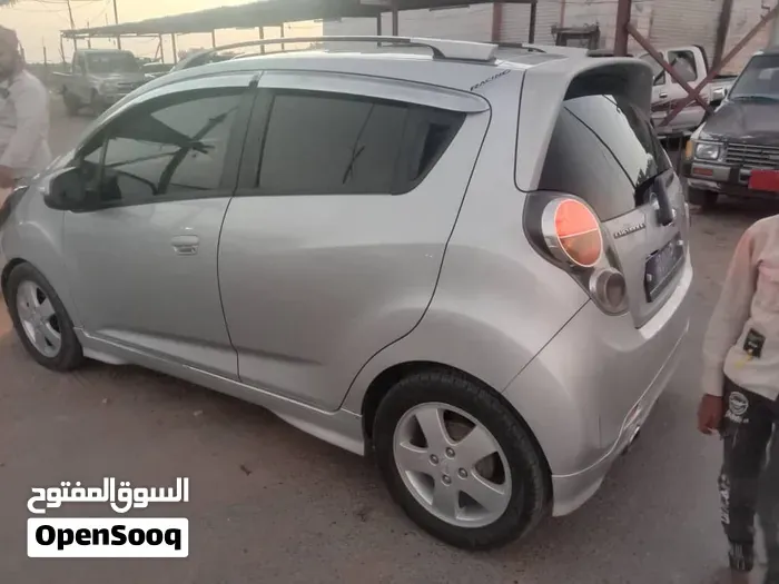 Chevrolet Spark 2012 photo 2