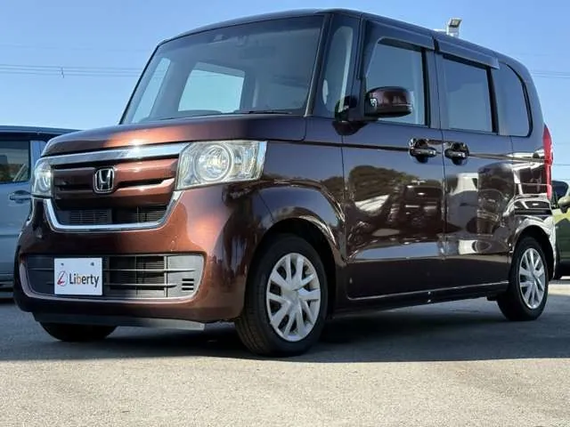 Honda N-Box 2018 photo 2