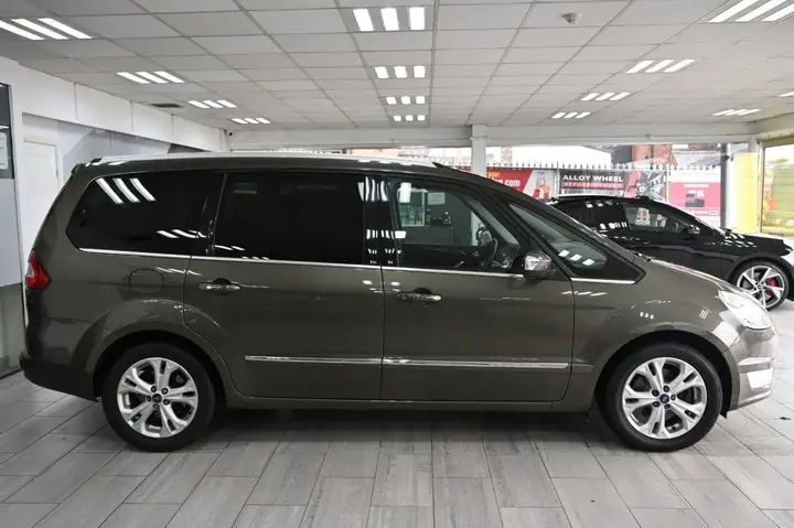 Ford Galaxy 2014 photo 3