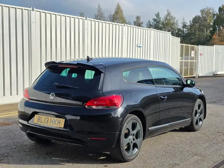 Volkswagen Scirocco 2013 photo 2