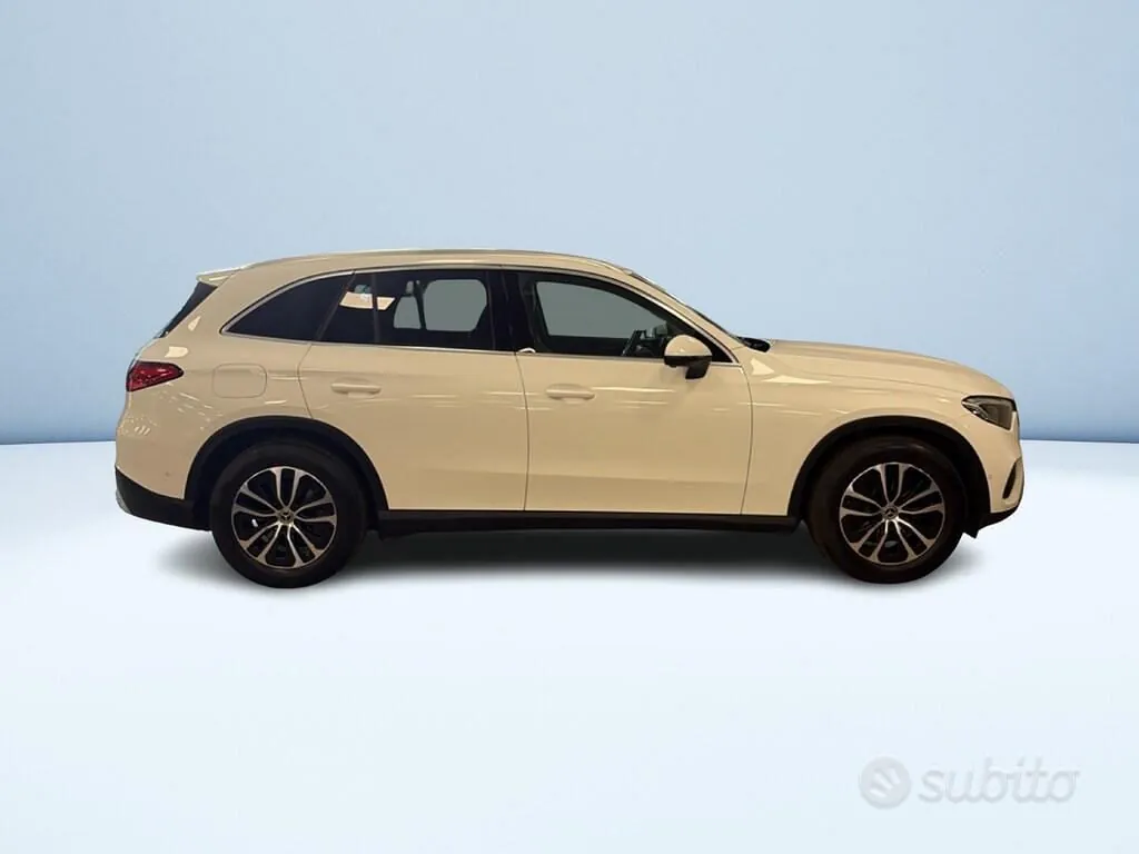 Mercedes-Benz Glc 2025 photo 3