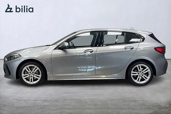 BMW 118I 2024 photo 4