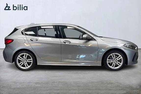 BMW 118I 2024 photo 3