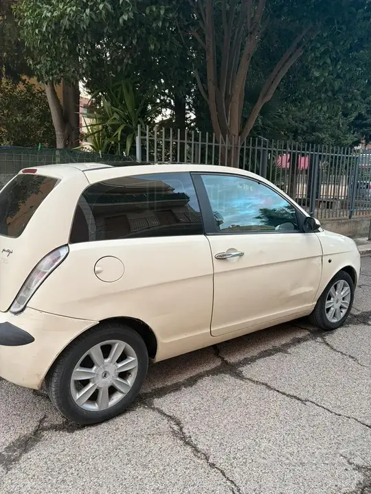 Lancia Ypsilon 2005 photo 4