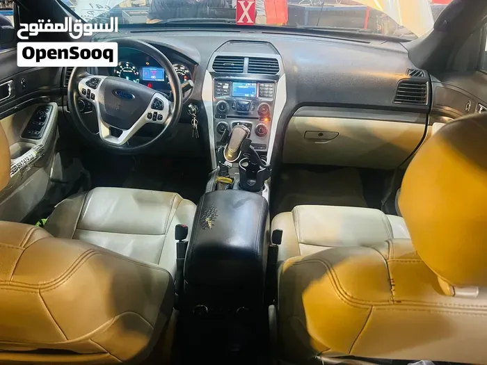 Ford Explorer 2012 photo 3