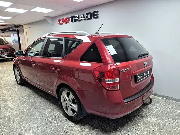 Kia Ceed 2012 photo 4