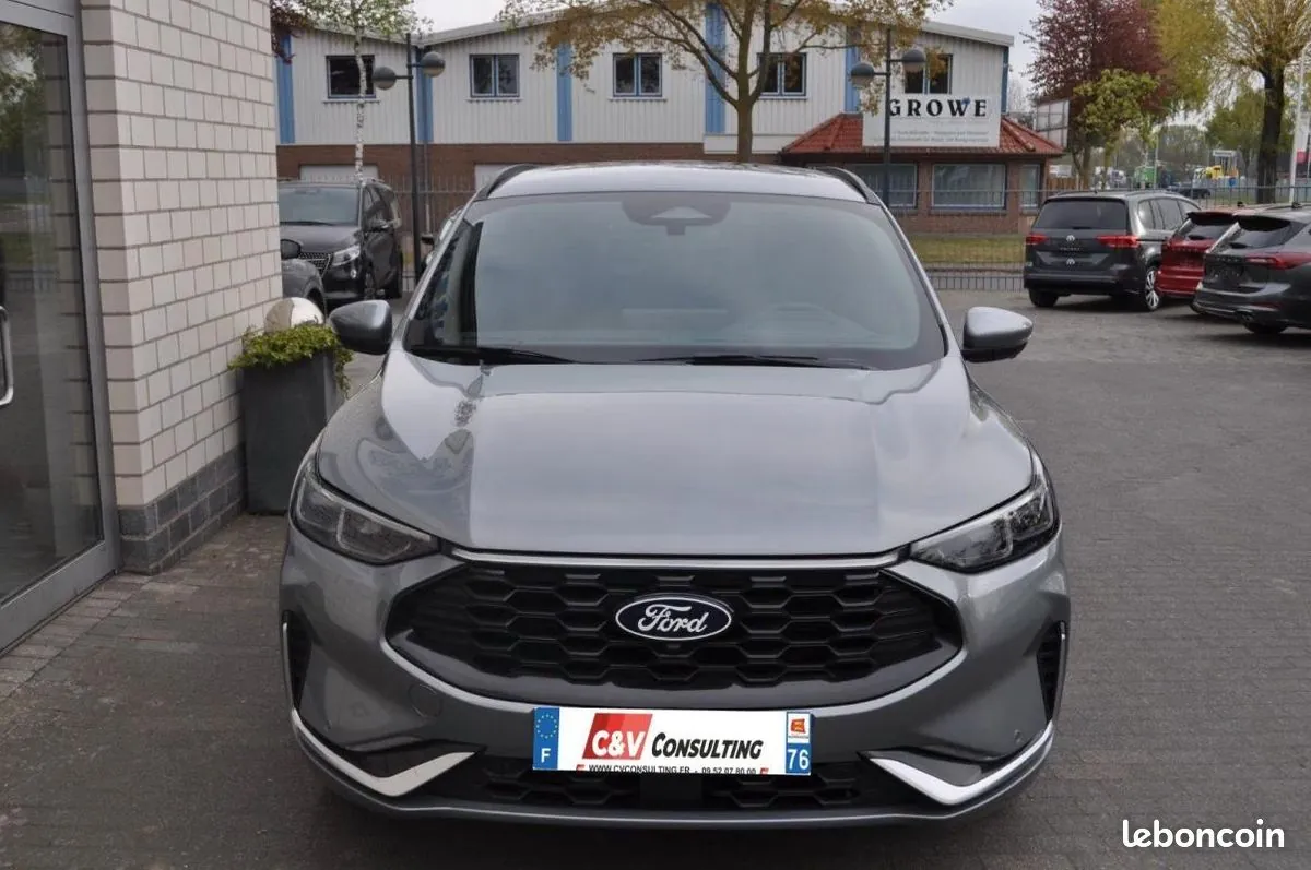 Ford Kuga 2025 photo 3