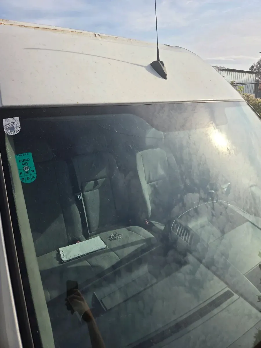 Volkswagen Crafter 2010 photo 2