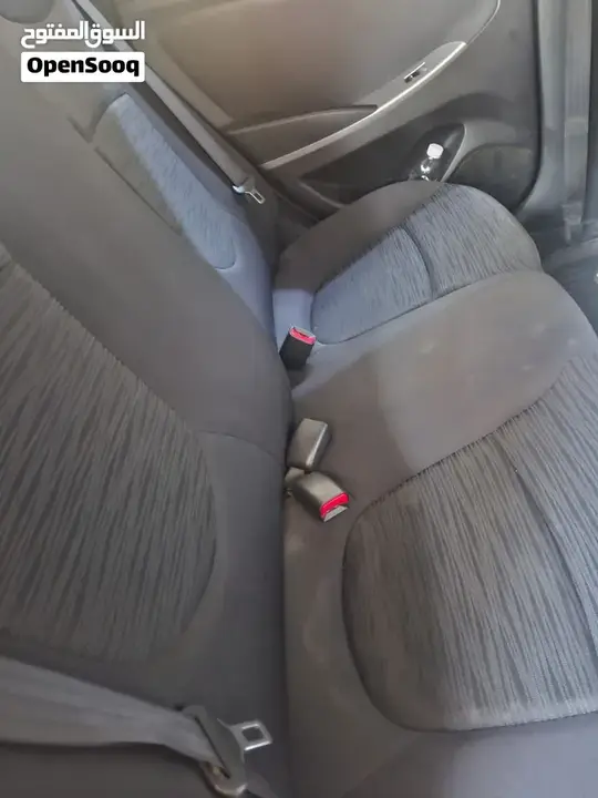 Hyundai Accent 2015 photo 3