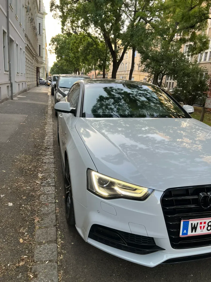 Audi A5 2017 photo 2