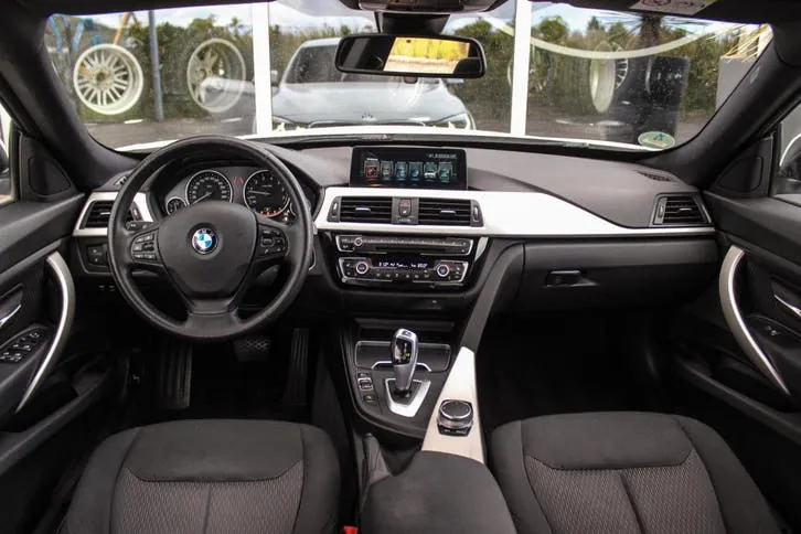 BMW 3 Series Gt 2017 photo 3